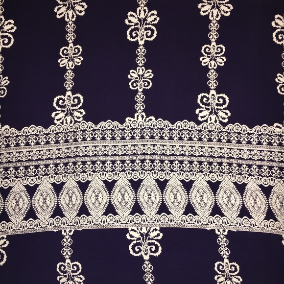 Francesca’s Dress - Picture 9 of 9